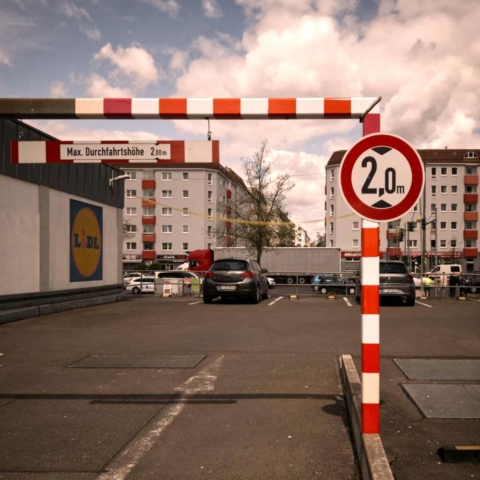 red-white-intervention2021